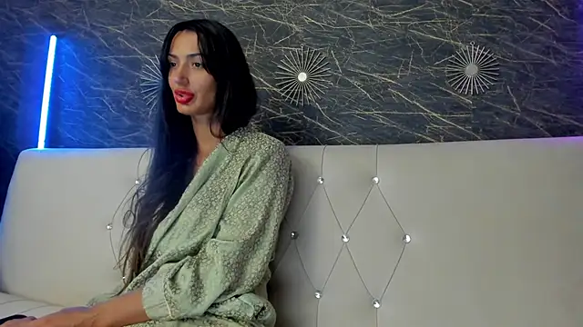 moona ray online show from September 23, 7:43 pm