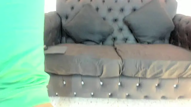 VickyJohnson1 online show from October 29, 8:41 pm