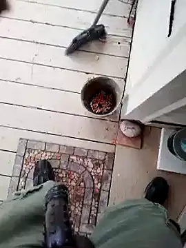 SukItSlo444 online show from February 4, 6:27 pm