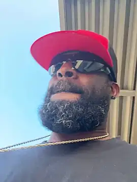 SukItSlo444 online show from November 23, 5:01 pm