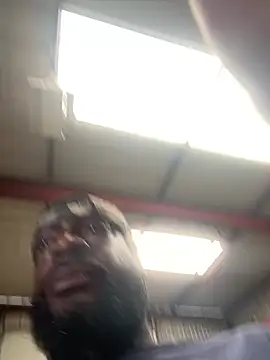 SukItSlo444 online show from April 17, 6:33 pm