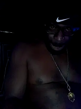 SukItSlo444 online show from January 18, 12:36 pm