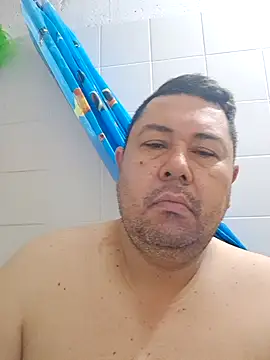 Snapshot of Elgatoloco11 chatting on July 15, 11:28 am Elgatoloco11 online show from July 15, 11:28 am