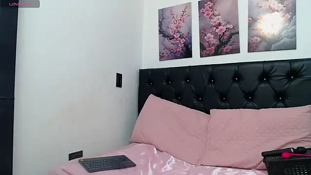 abigail f00x online show from March 21, 12:42 pm