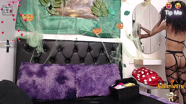 Snapshot of abigail_f00x chatting on October 28, 12:44 am abigail f00x online show from October 28, 12:44 am