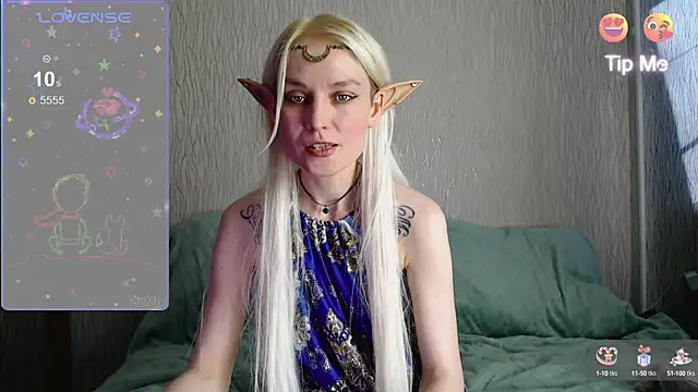 Snapshot of mischellemeow13 chatting on September 14, 9:31 am mischellemeow13 online show from September 14, 9:31 am