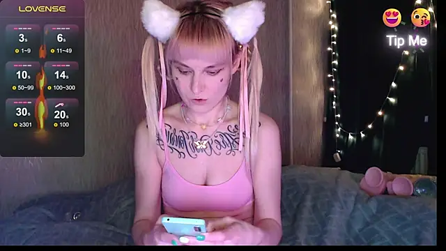 mischellemeow13 online show from November 24, 10:43 pm