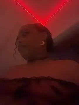 loveluna8 online show from December 20, 10:51 am