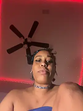 loveluna8 online show from November 4, 11:52 pm