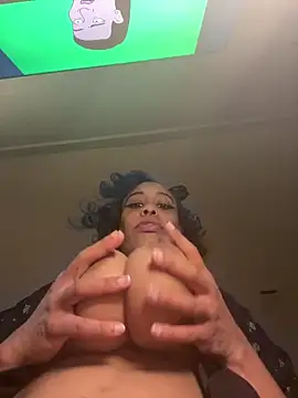 loveluna8 online show from October 14, 9:43 am