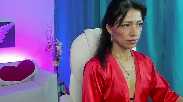 FernandaEloisa online show from December 19, 11:51 pm