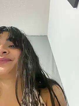 mysteriousgirl20 online show from December 6, 5:47 am