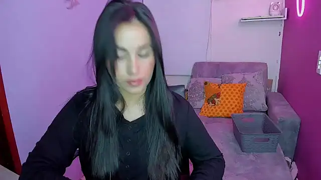  sulmatevans  online show from December 18, 4:39 am