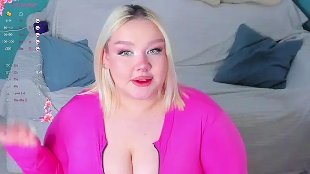 LilyBelll online show from January 19, 9:33 am