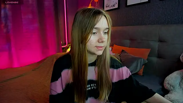 Lesi Moonie01 online show from November 5, 7:55 am