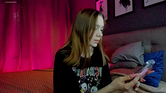 Lesi Moonie01 online show from February 13, 9:09 am