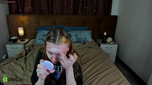 Lesi Moonie01 online show from October 8, 5:53 am