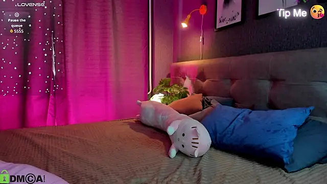 Lesi Moonie01 online show from March 31, 8:49 am