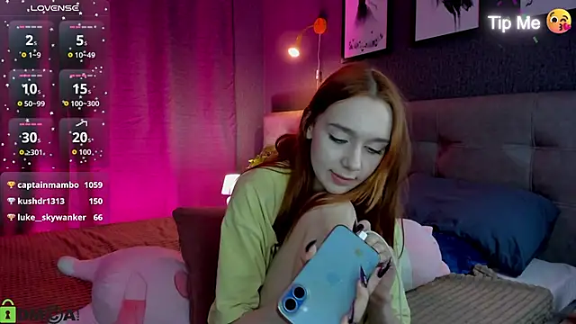 Snapshot of Lesi_Moonie01 chatting on April 25, 1:41 pm Lesi Moonie01 online show from April 25, 1:41 pm