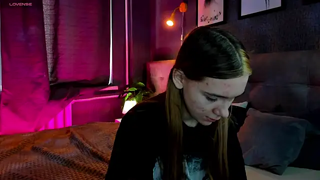 Lesi Moonie01 online show from September 26, 8:32 am