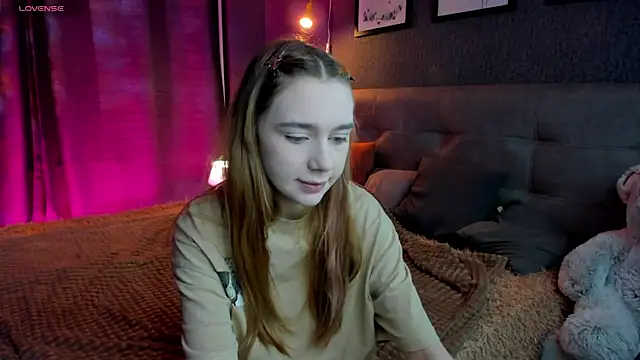 Lesi Moonie01 online show from November 14, 9:35 am