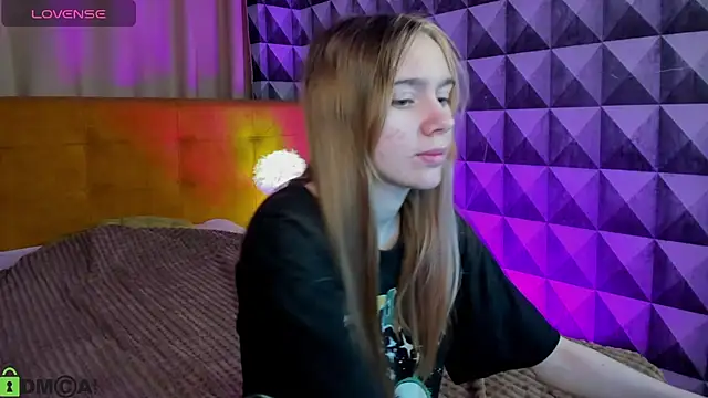 Lesi Moonie01 online show from October 15, 8:11 am