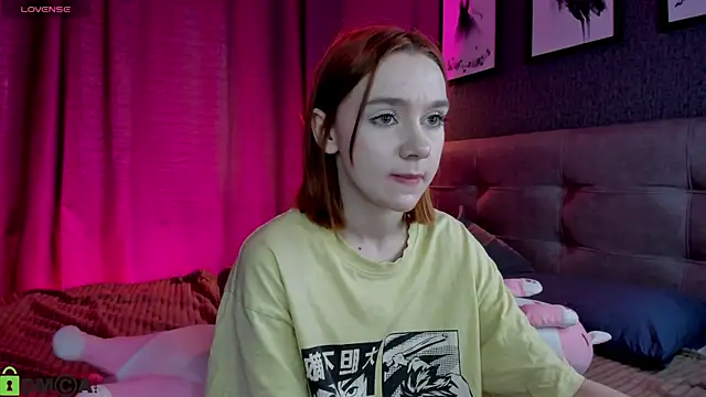Snapshot of Lesi_Moonie01 chatting on May 7, 9:23 am Lesi Moonie01 online show from May 7, 9:23 am