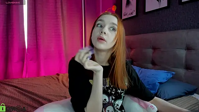 Lesi Moonie01 online show from April 3, 9:05 am