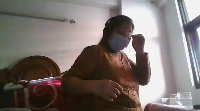 cutiecatty21 online show from March 3, 11:22 am