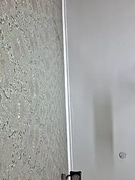 cutiecatty21 online show from May 8, 11:36 am