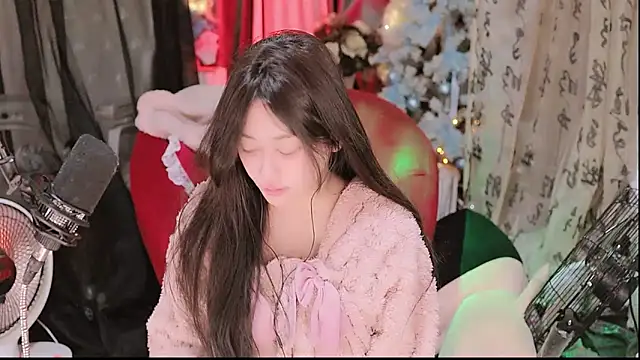 Snapshot of Missy_Nana21 chatting on February 7, 2:58 pm Missy Nana21 online show from February 7, 2:58 pm