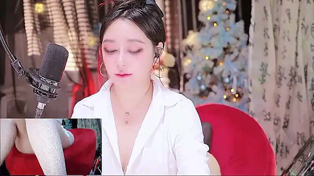 Snapshot of Missy_Nana21 chatting on October 11, 4:08 pm Missy Nana21 online show from October 11, 4:08 pm