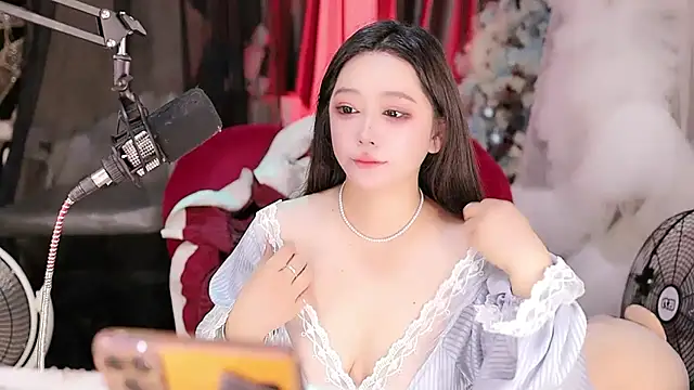 Missy Nana21 online show from May 24, 4:07 pm