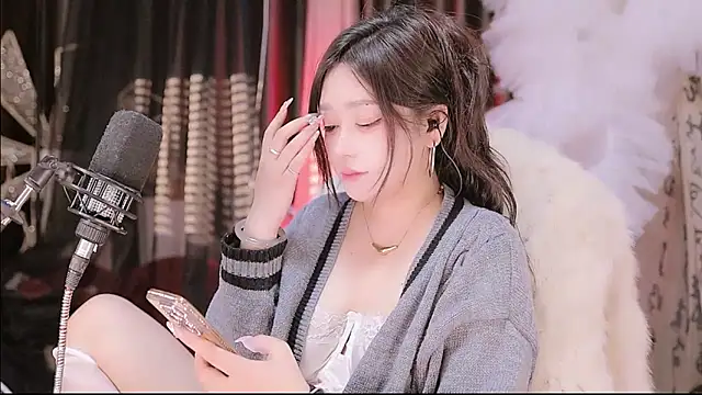 Missy Nana21 online show from March 18, 3:35 pm