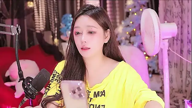 Snapshot of Missy_Nana21 chatting on September 16, 3:24 pm Missy Nana21 online show from September 16, 3:24 pm