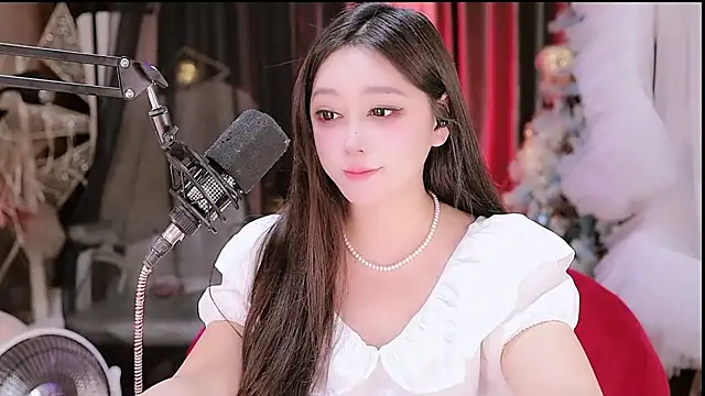 Missy Nana21 online show from April 11, 3:59 pm