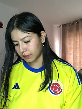 EmmaRossem online show from March 26, 8:07 pm