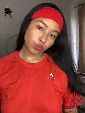 EmmaRossem online show from April 14, 8:03 pm