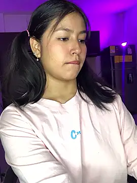 EmmaRossem online show from January 9, 8:05 pm