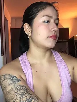 EmmaRossem online show from December 4, 7:35 pm