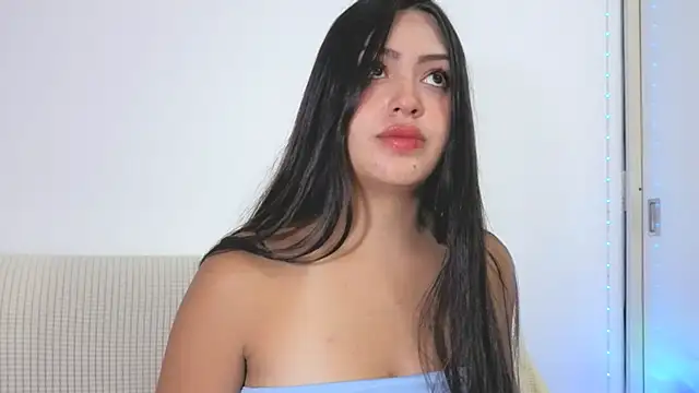 Sweet-Sophiee online show from January 13, 3:43 am