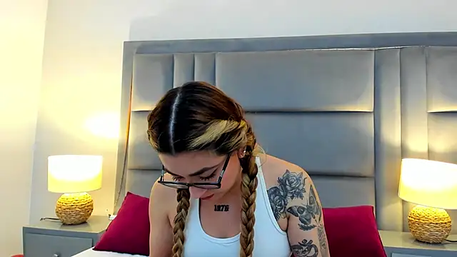 AmbarSantany online show from March 19, 9:59 pm