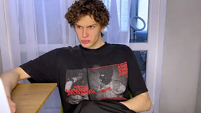 alyx garden online show from April 1, 12:06 pm