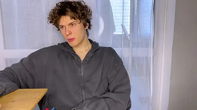 alyx garden online show from March 19, 10:04 am