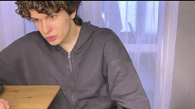 alyx garden online show from March 22, 11:01 am