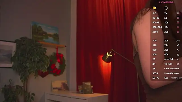 its me lissa  online show from February 20, 2:30 pm