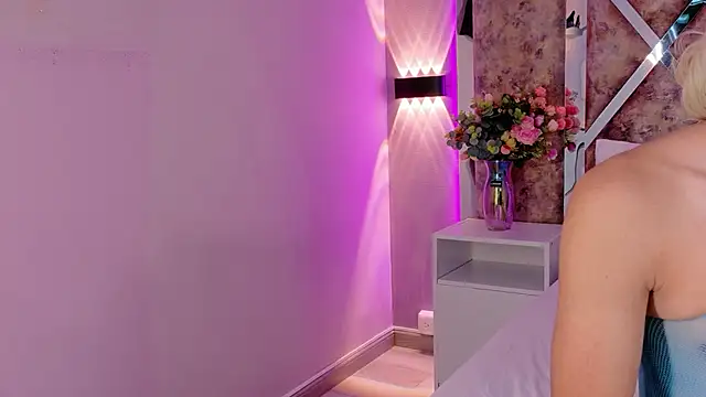 MaxiRogers online show from January 9, 10:33 am