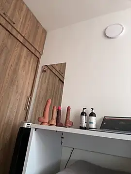 adahara19 online show from December 2, 1:57 pm