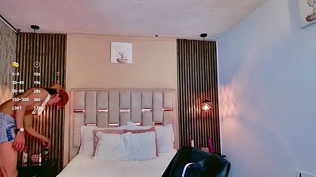 Nathan Smith  online show from January 10, 7:42 pm