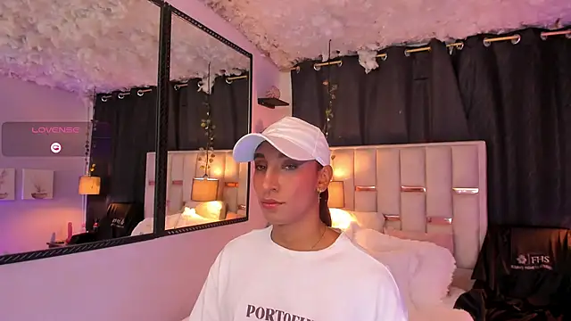 Nathan Smith  online show from November 26, 7:14 pm